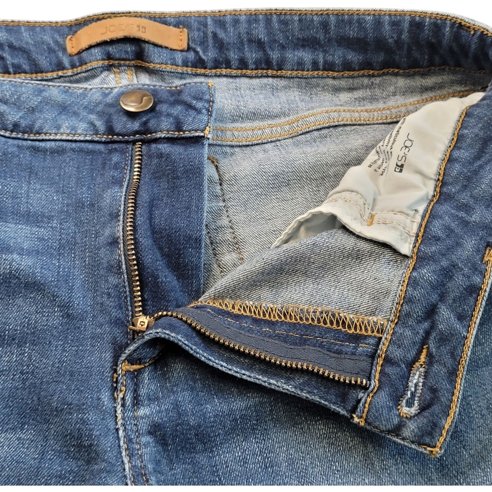 Joe’s Jeans The Finn Bermuda Shorts 29 Mid Rise Frayed Distressed Denim - Picture 8 of 16